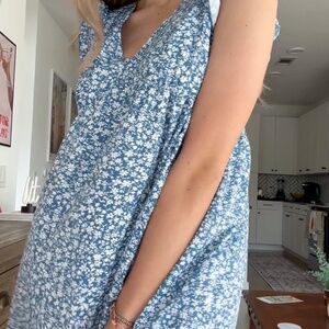 Frenchy Petite Floral Print V Neck Layered Ruffle Blue Dress